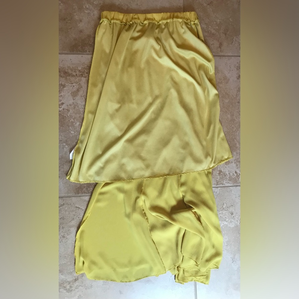 Lapis Sunny A-line flowy skirt in color Mustard Yellow Lapis Maxi Skirt (Size S) - Picture 4 of 10